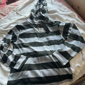 Brand new, NWT Swiss Cross, New York boys hoodie L/G (14/16)